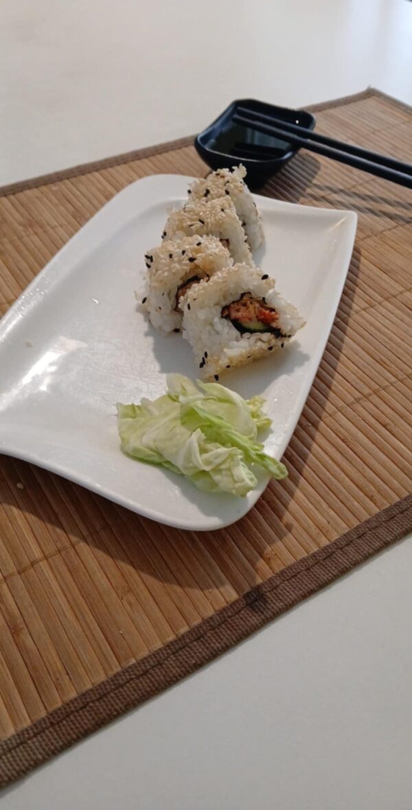 Spicy ebi (Csípős surimi, garnéla) (4 db)
